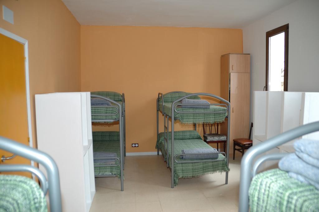 El Refugio Del Dragon Hostel Arcones Szoba fotó