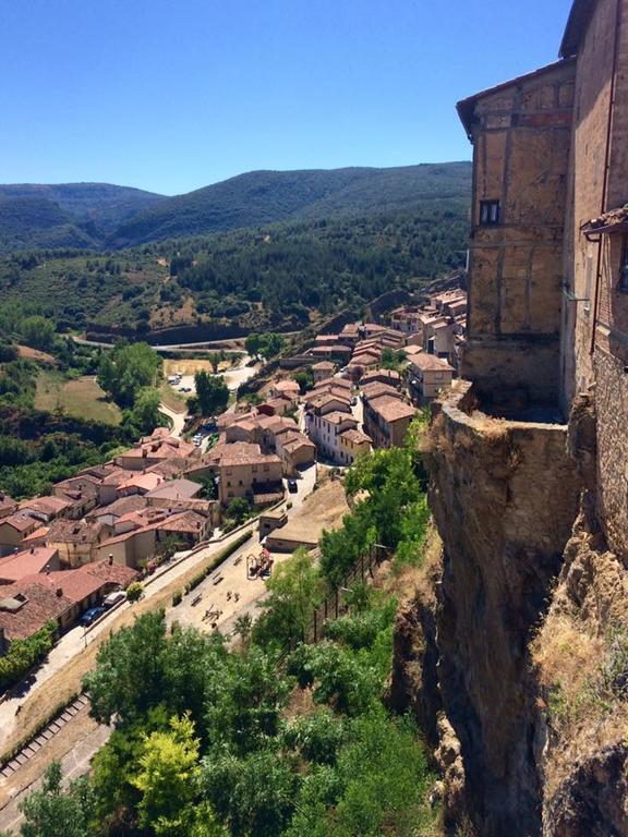 El Refugio Del Dragon Hostel Arcones Kültér fotó